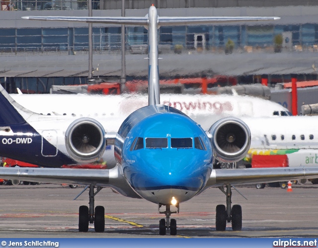 PH-KZL, Fokker 70, KLM Cityhopper