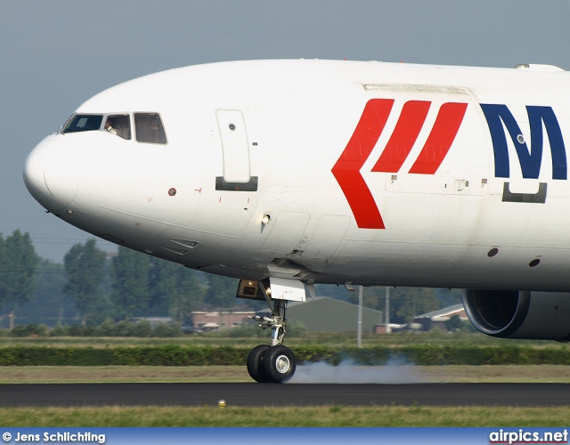 PH-MCW, McDonnell Douglas MD-11-F, Martinair