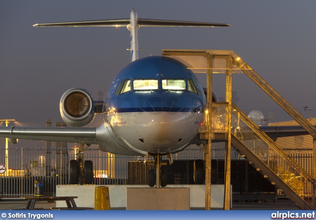 PH-OFE, Fokker F100, KLM Cityhopper