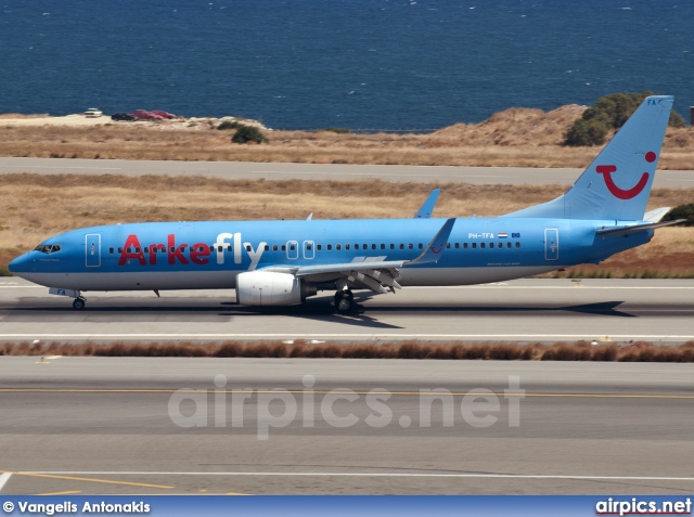 PH-TFA, Boeing 737-800, Arkefly