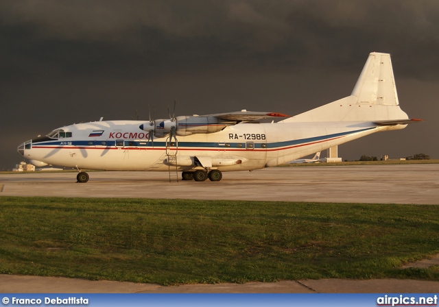 RA-12988, Antonov An-12-B, Kosmos Avia