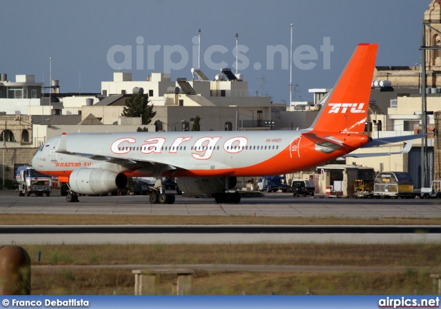 RA-64021, Tupolev Tu-204-100, Aviastar-Tu Cargo