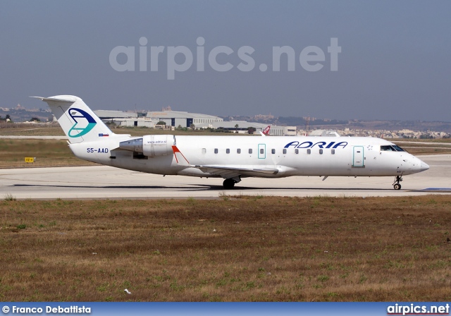 S5-AAD, Bombardier CRJ-200LR, Adria Airways