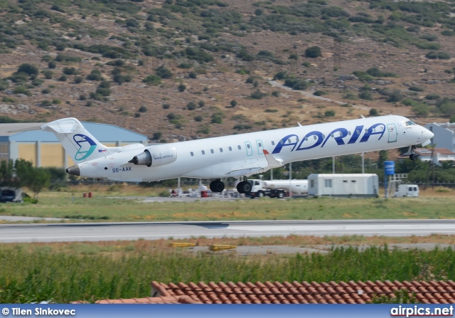 S5-AAK, Bombardier CRJ-900LR, Adria Airways