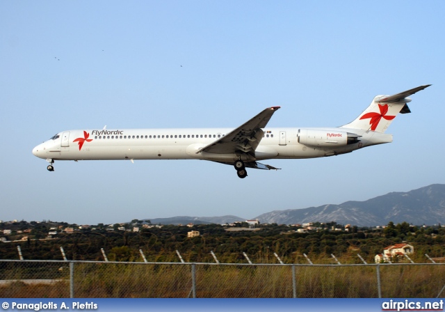 SE-RFC, McDonnell Douglas MD-82, Nordic Airlink