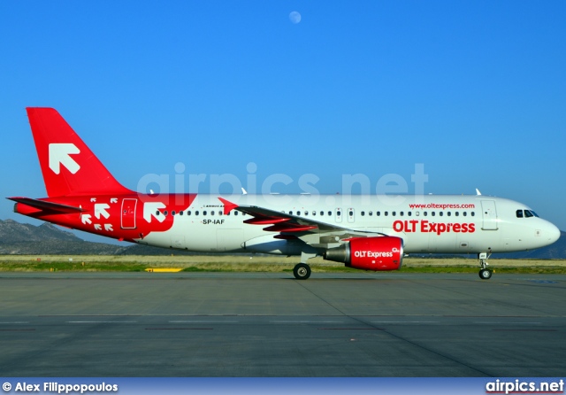 SP-IAF, Airbus A320-200, OLT Express