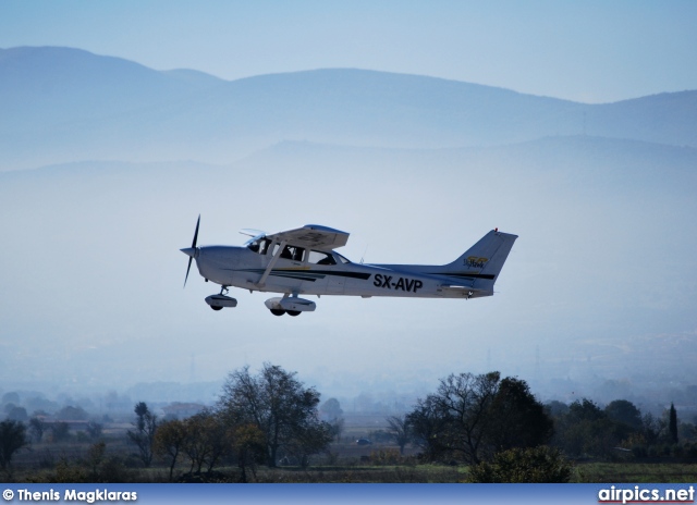 SX-AVP, Cessna 172SP Skyhawk, Private