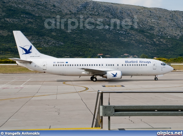 SX-DAV, Boeing 737-400, Bluebird Airways