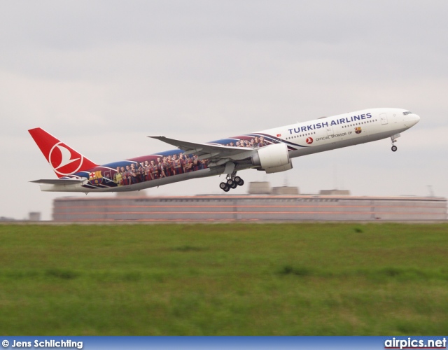 TC-JJI, Boeing 777-300ER, Turkish Airlines