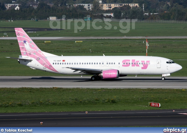 TC-SKF, Boeing 737-400, Sky Airlines