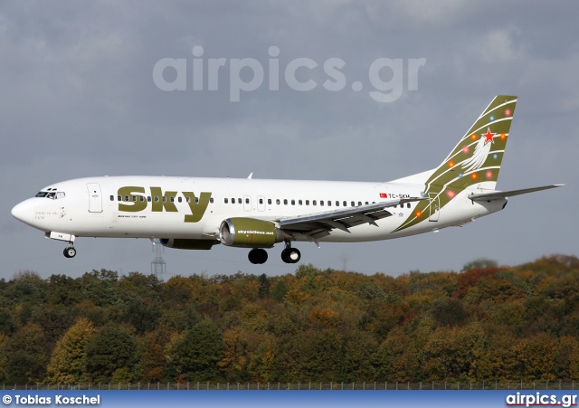 TC-SKM, Boeing 737-400, Sky Airlines