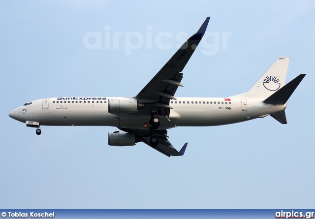 TC-SNH, Boeing 737-800, SunExpress