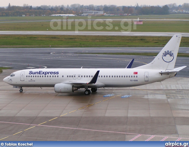 TC-SUO, Boeing 737-800, SunExpress