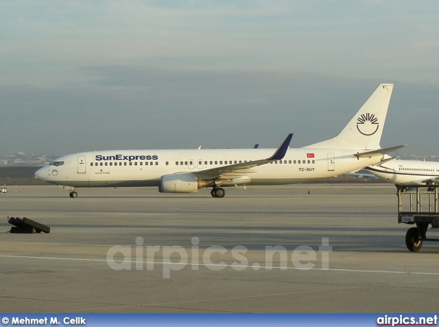 TC-SUY, Boeing 737-800, SunExpress