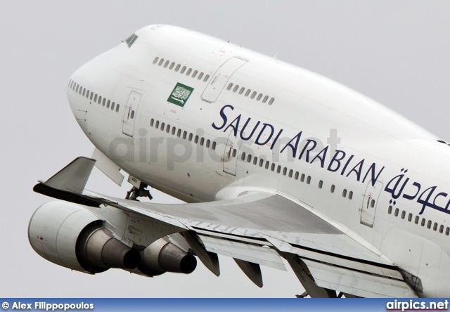 TF-AMX, Boeing 747-400, Saudi Arabian Airlines