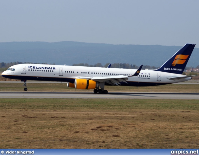 TF-FIO, Boeing 757-200, Icelandair