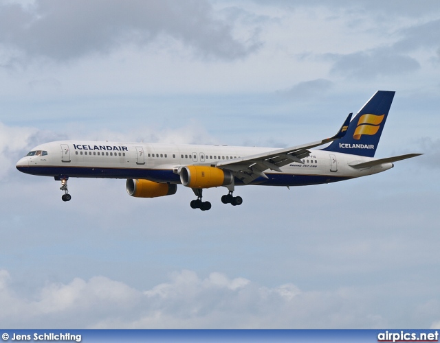 TF-FIO, Boeing 757-200, Icelandair