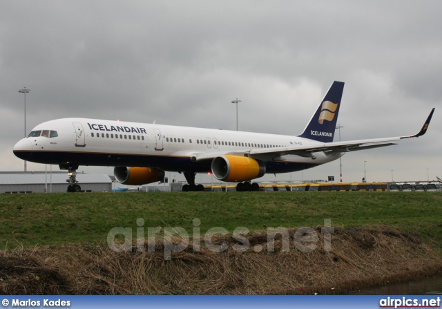 TF-FIZ, Boeing 757-200, Icelandair