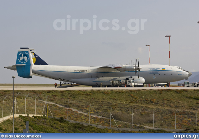 UR-09307, Antonov An-22 Antei, Antonov