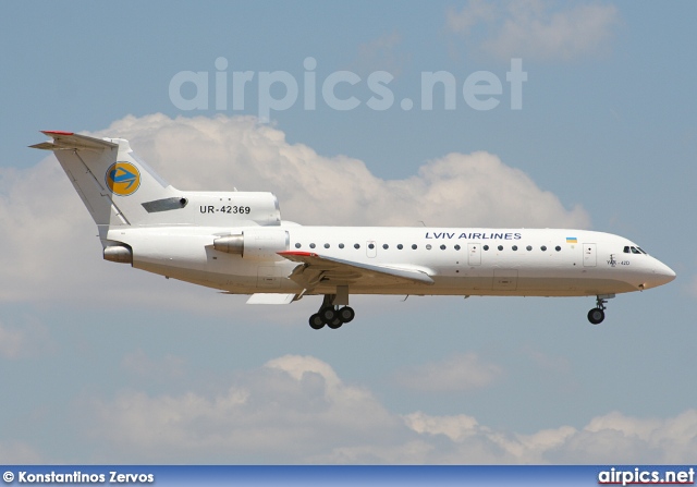 UR-42369, Yakovlev Yak-42-D, Lviv Airlines