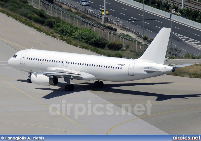 UR-CKS, Airbus A320-200, Khors Air