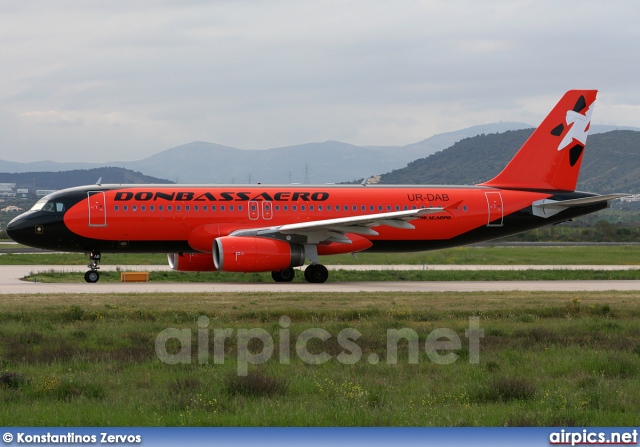 UR-DAB, Airbus A320-200, Donbassaero