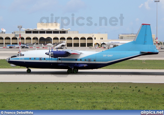 UR-DWF, Antonov An-12-BK, Meridian Limited