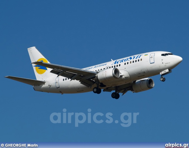 UR-VVQ, Boeing 737-500, Aerosvit Airlines