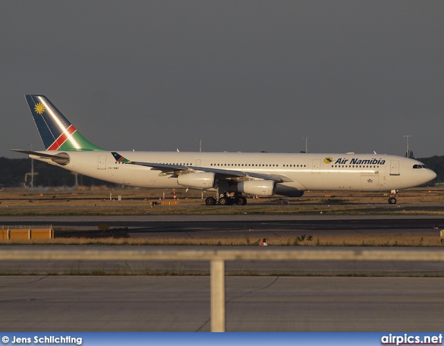 V5-NMF, Airbus A340-300, Air Namibia