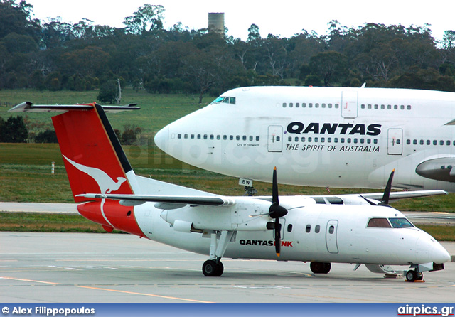 VH-TQP, De Havilland Canada DHC-8-100 Dash 8, Qantas Link