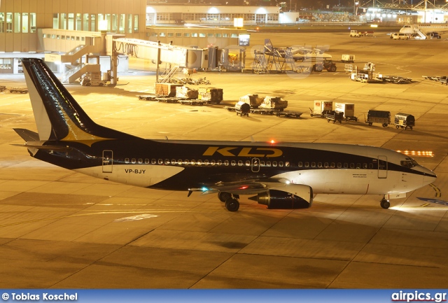 VP-BJY, Boeing 737-300, KD Avia