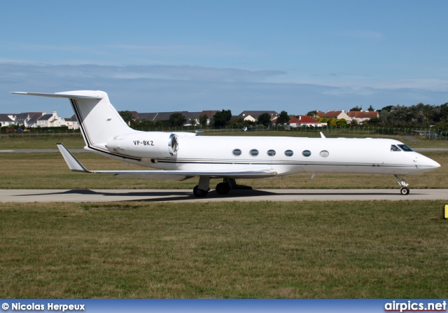 VP-BKZ, Gulfstream V, Untitled