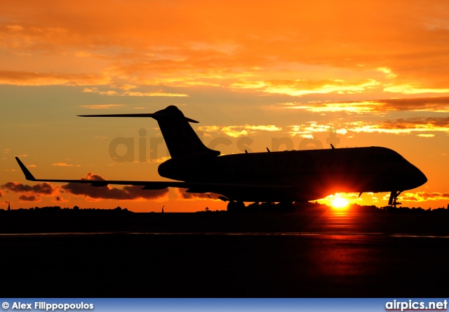 VP-BSK, Bombardier Global 5000, Private