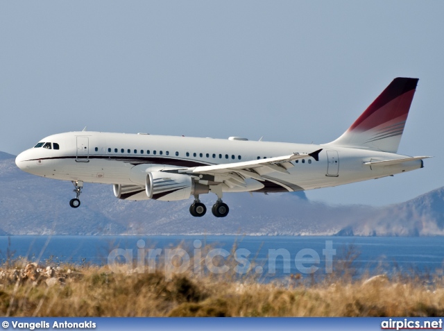 VP-CSN, Airbus A319-100CJ, Private