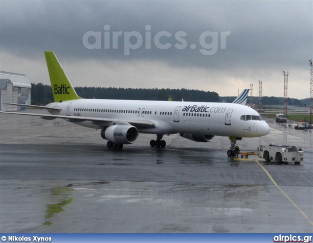 YL-BDB, Boeing 757-200, Air Baltic