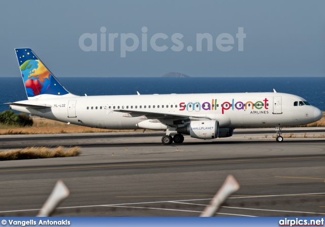 YL-LCE, Airbus A320-200, Small Planet Airlines