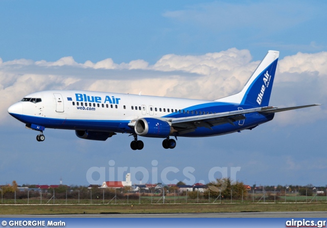 YR-BAJ, Boeing 737-400, Blue Air