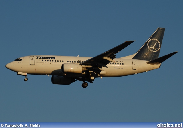 YR-BGF, Boeing 737-700, Tarom