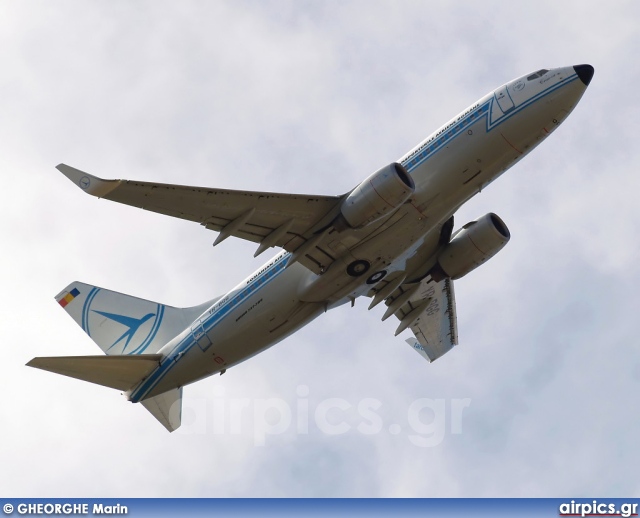 YR-BGG, Boeing 737-700, Tarom