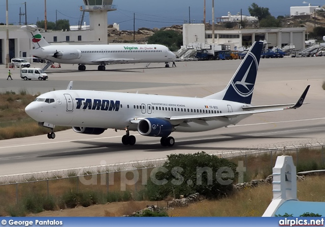 YR-BGS, Boeing 737-800, Tarom