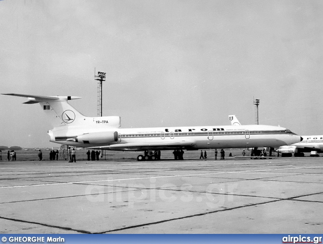 YR-TPA, Tupolev Tu-154B, Tarom