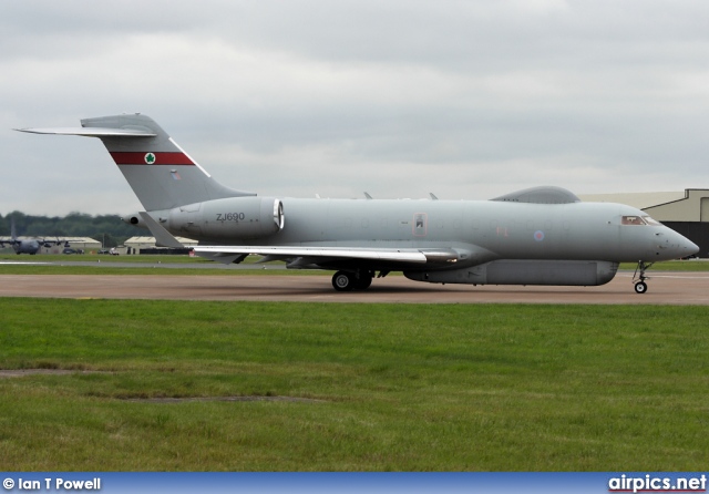 ZJ690, Bombardier BD-700R1 Sentinel, Royal Air Force