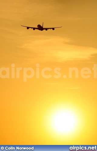 ZS-SNH, Airbus A340-600, South African Airways