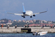 C-FTAH, Boeing 737-800, XL Airways