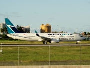 C-GAWS, Boeing 737-800, WestJet