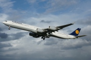 D-AIHM, Airbus A340-600, Lufthansa