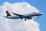 D-AISH, Airbus A321-200, Lufthansa