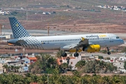 EC-LRM, Airbus A320-200, Vueling