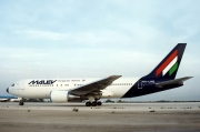 HA-LHB, Boeing 767-200ER, MALEV Hungarian Airlines