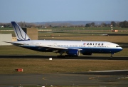 N219UA, Boeing 777-200ER, United Airlines